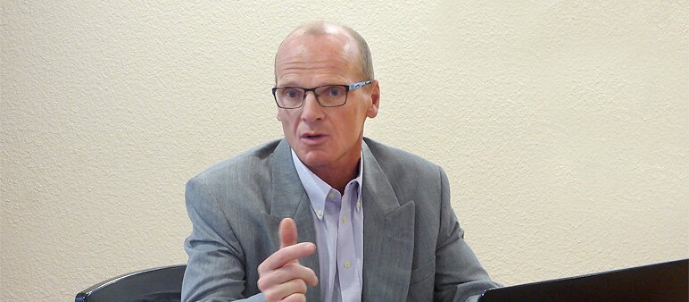 Dr Gilles Bauduin, chirurgien orthopédique à Nîmes